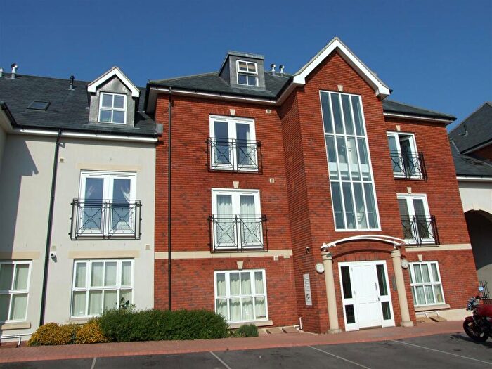 2 Bedroom Flat For Sale In Conigre Square, Trowbridge, Wiltshire, BA14