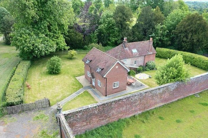 4 Bedroom Detached House To Rent In Colden Lane, Old Alresford, Alresford, Hampshire, SO24