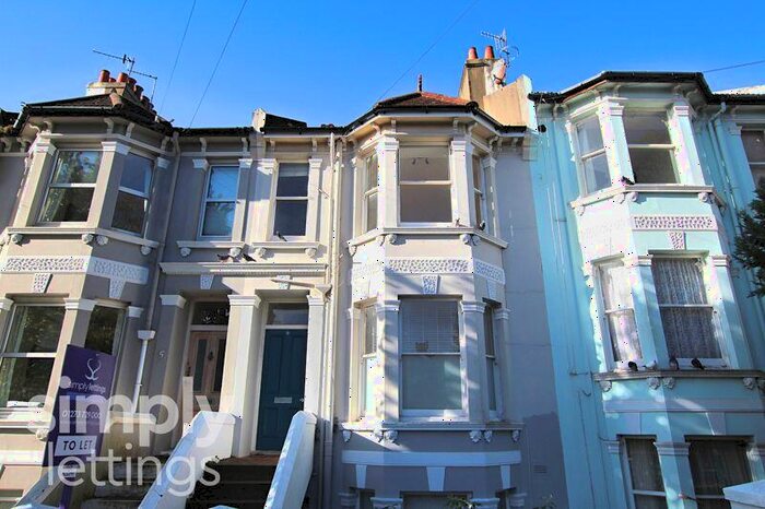 3 Bedroom Maisonette To Rent In Cleveland Road, Brighton, BN1