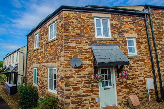 3 Bedroom Terraced House For Sale In Gwithian Road, St. Austell, PL25