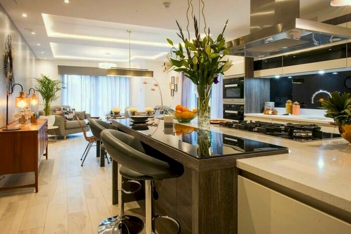 3 Bedroom Apartment To Rent In Bristol Court, Bristol Road, Edgbaston, B5