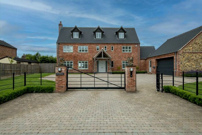 5 Bedroom Detached House For Sale In Dukes Lane, Caston, Attleborough, NR17