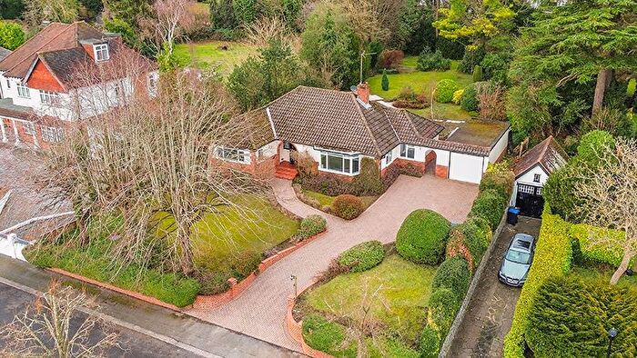 3 Bedroom Detached Bungalow For Sale In Manor Way, West Purley, CR8
