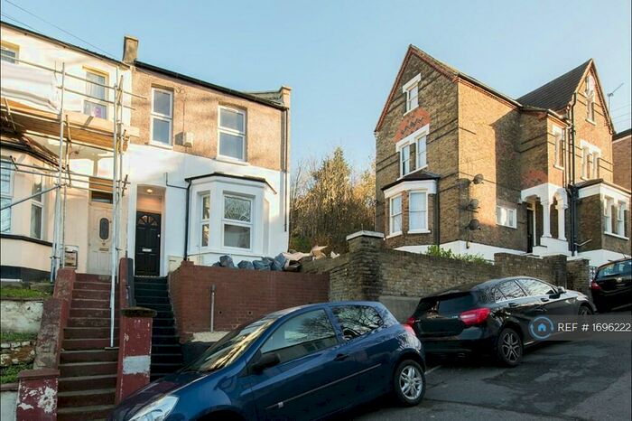1 Bedroom Flat To Rent In Willenhall Road, London, SE18