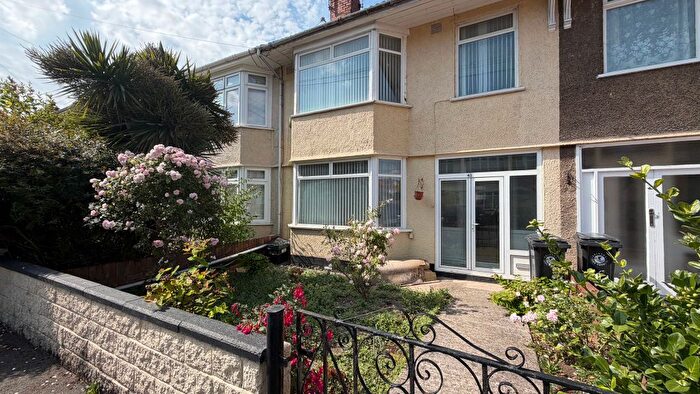 3 Bedroom Property To Rent In Stoneleigh Crescent, Bristol, BS4