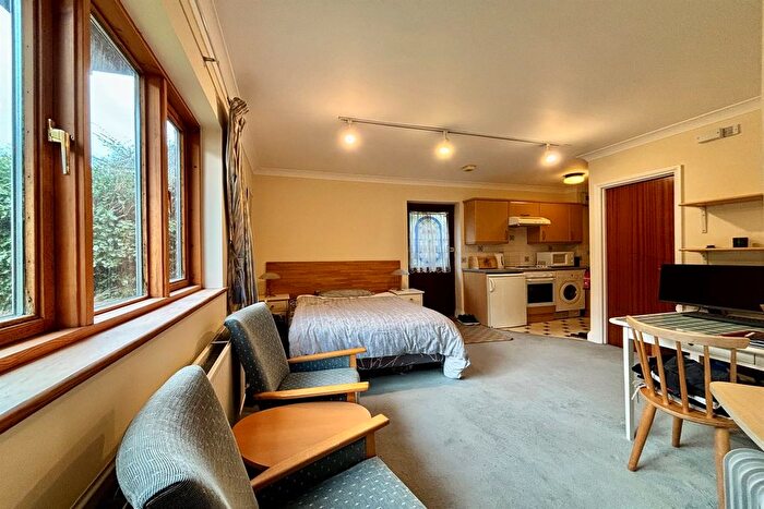 1 Bedroom Flat To Rent In The Annex, Iffley Village, OX4