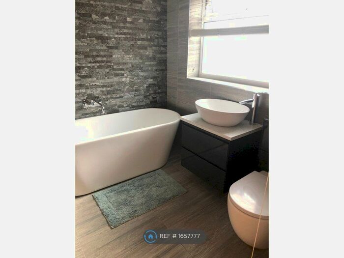 3 Bedroom Semi-Detached House To Rent In South Side, Peterlee, SR8