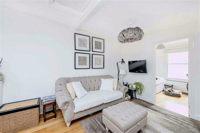 1 Bedroom Apartment To Rent In Scott Lidgett Crescent, SE16