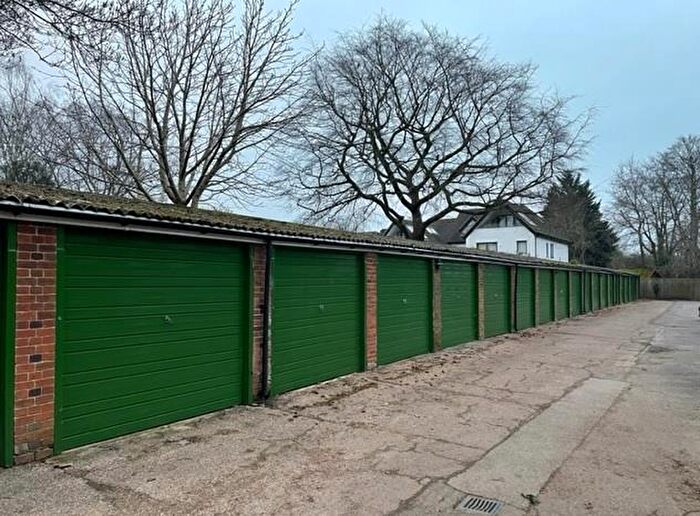 Garage / Parking To Rent In Woodstock Close, Summertown, OX2