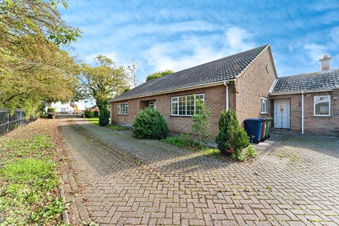 3 Bedroom Detached Bungalow For Sale In Wisbech Road, March, PE15