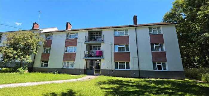 2 Bedroom Apartment For Sale In Pinnock Place, Tile Hill, Coventry, CV4
