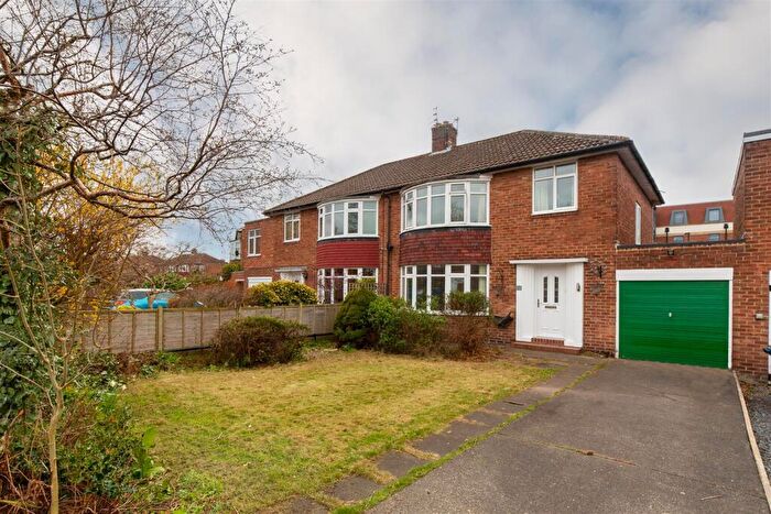 3 Bedroom Semi Detached House For Sale In Burnside Road, Newcastle Upon Tyne, NE3