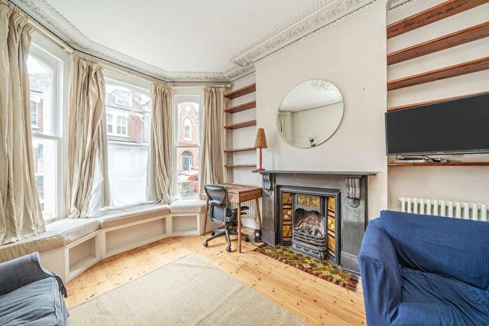 1 Bedroom Flat To Rent In Atherfold Road, London, SW9