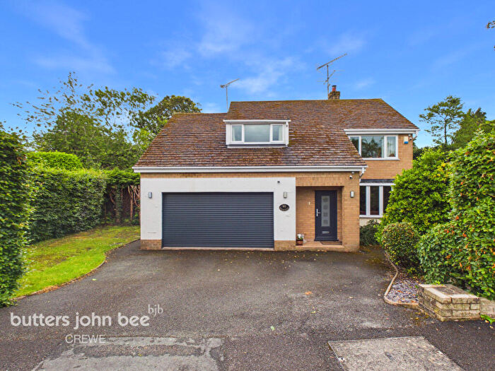5 Bedroom Detached House For Sale In Salander Crescent, Wistaston, CW2