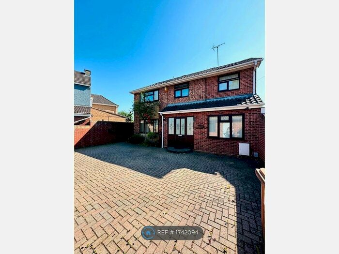 4 Bedroom Detached House To Rent In Elmfield Road, Peterborough, PE1