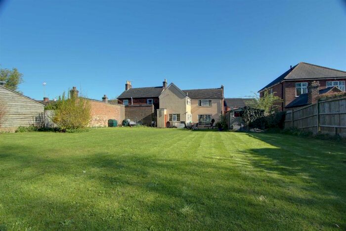 3 Bedroom Detached House To Rent In School Lane, Eaton Bray, LU6