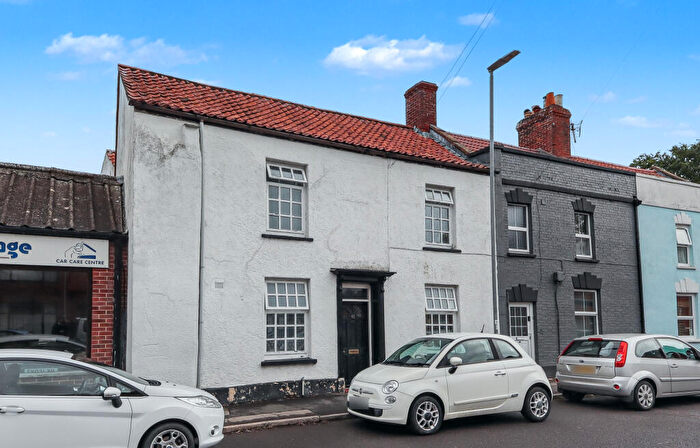 4 Bedroom Terraced House For Sale In Benedict Street, Glastonbury, Somerset, BA6