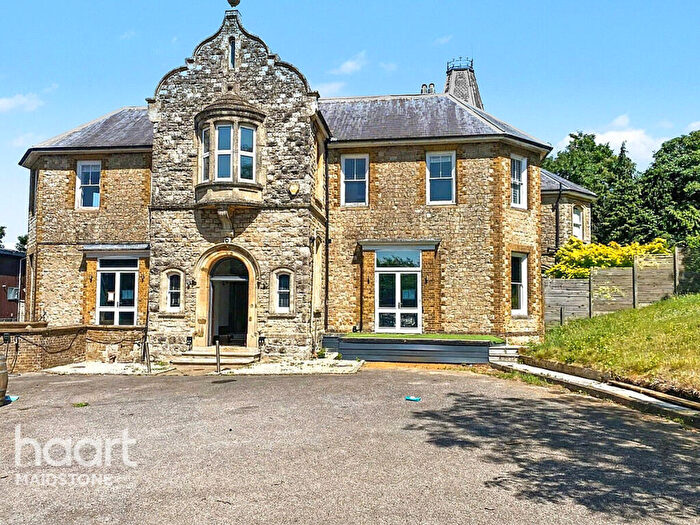 9 Bedroom Character Property For Sale In Sandling Lane, Maidstone, ME14