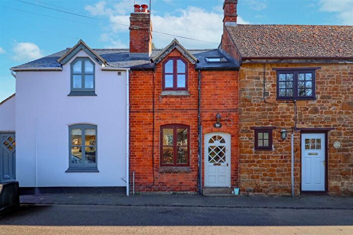 2 Bedroom Cottage For Sale In Forget Me Not Cottage, Hardwick Road, Priors Marston, Southam, CV47