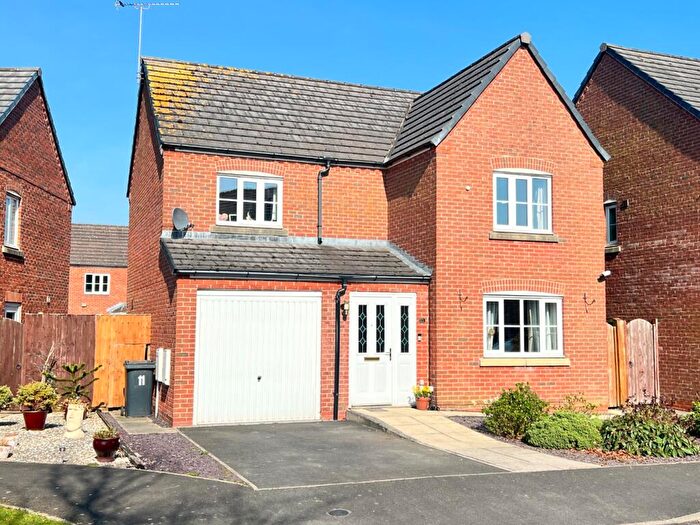 4 Bedroom Detached House For Sale In Douglas Avenue, Wesham, PR4