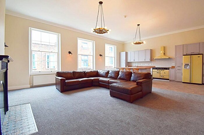 2 Bedroom Apartment To Rent In Church Street, Basingstoke, Hampshire, RG21