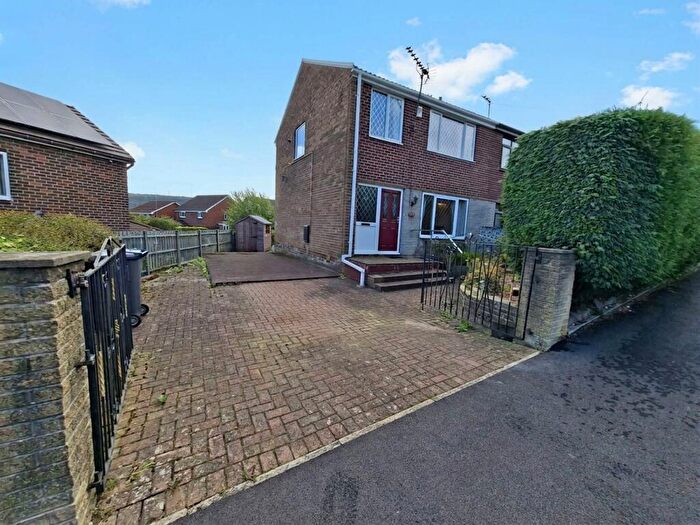 3 Bedroom Semi-Detached House For Sale In Townend Lane, Deepcar, S36