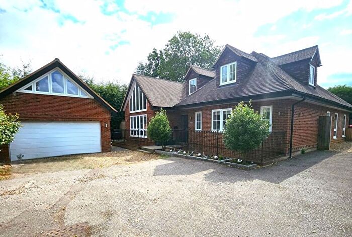 6 Bedroom Property To Rent In Kiln Road, Prestwood, HP16