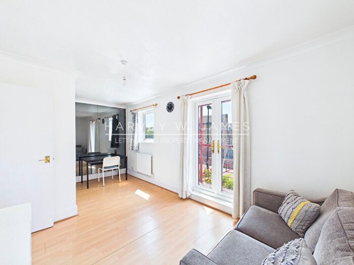 1 Bedroom Flat To Rent In Caledonian Wharf, London, E14