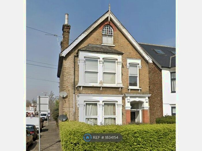 3 Bedroom Maisonette To Rent In Coventry Road, Ilford, IG1