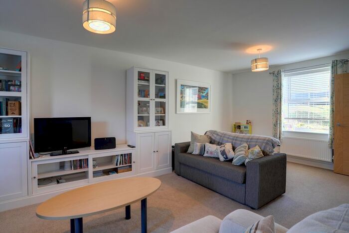 4 Bedroom Detached House For Sale In Marriott Way, Bovey Tracey, Newton Abbot, TQ13