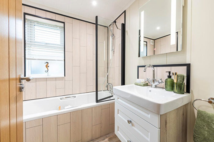 Lodge For Sale In Tallington Lakes Leisure Park, Barholm Road, Tallington, PE9