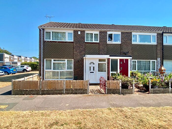 3 Bedroom House To Rent In The Links, Gosport, PO13