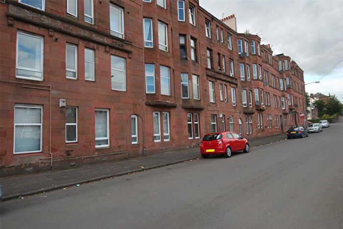 1 Bedroom Flat To Rent In Mannering Court, Shawlands, Glasgow, G41