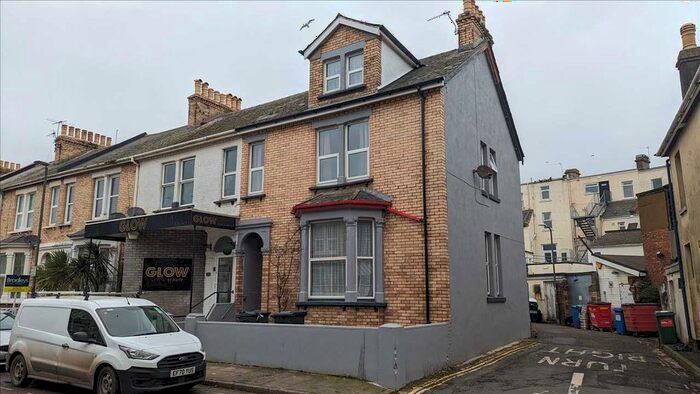 3 Bedroom Maisonette To Rent In Gerston Road, Paignton, TQ4