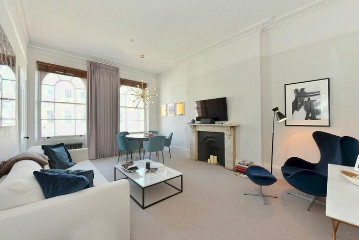 1 Bedroom Flat To Rent In Stanley Gardens, Notting Hill, W11