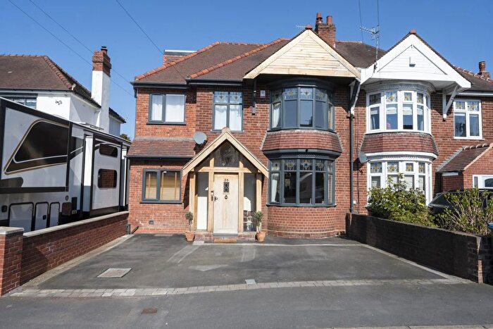 5 Bedroom Property For Sale In Compton Road, Cradley Heath, B64