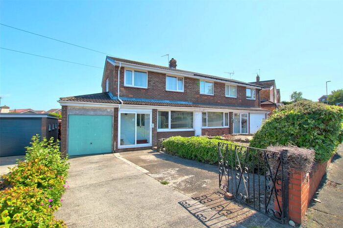 3 Bedroom Semi-Detached House For Sale In Windermere Drive, West Auckland, Bishop Auckland, DL14