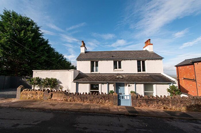 5 Bedroom Detached House For Sale In West Malvern Road, Malvern, WR14