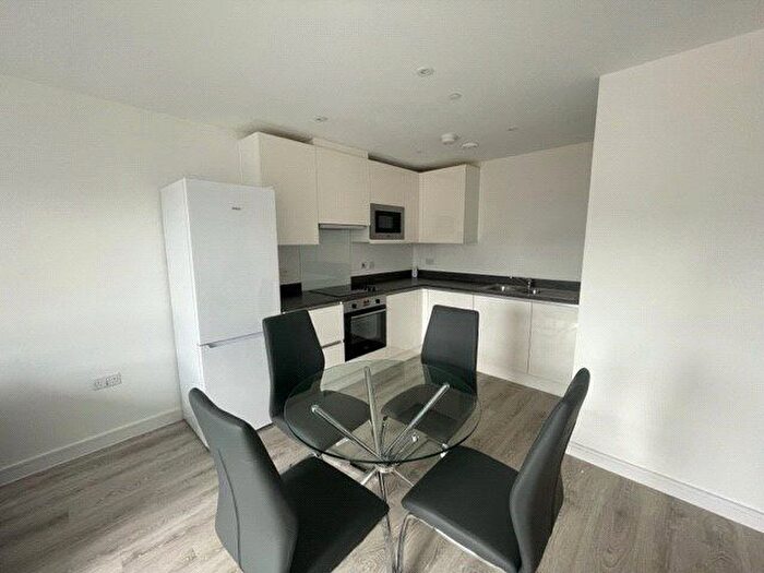 1 Bedroom Flat To Rent In Sylvester Close, Derby, Derbyshire, DE1