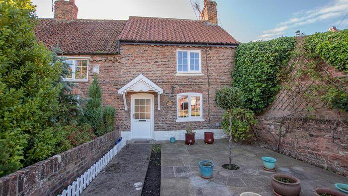 2 Bedroom Cottage To Rent In The Cottage, Nun Monkton, York, YO26