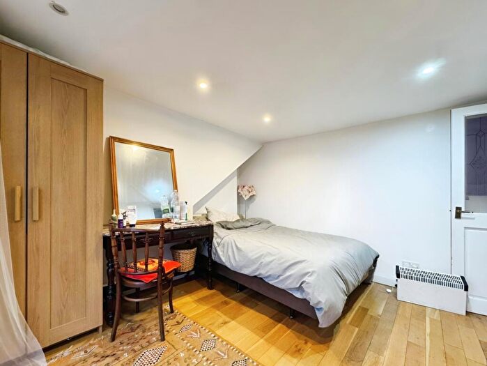 1 Bedroom Flat To Rent In College Close London, SE13