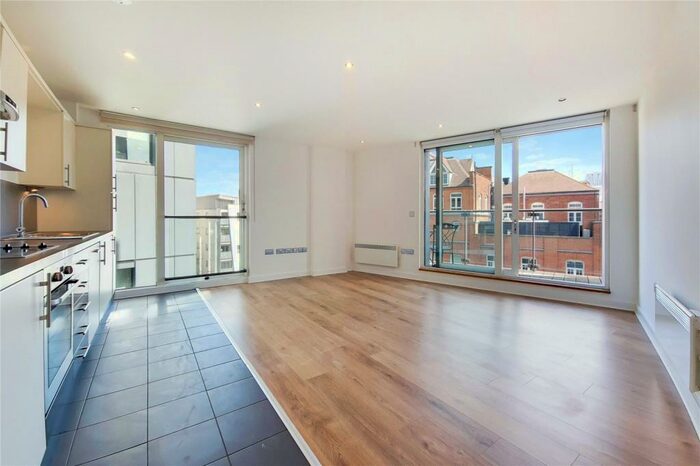 2 Bedroom Apartment To Rent In Brewhouse Yard, Clerkenwell, London, EC1V