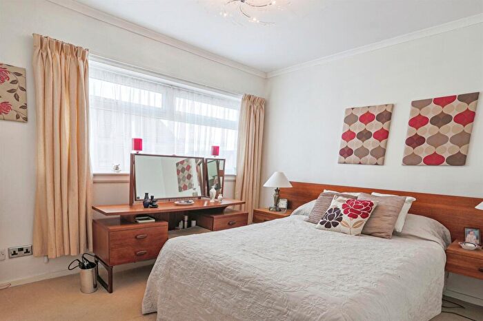3 Bedroom Terraced House For Sale In Stanks Lane North, Leeds, LS14