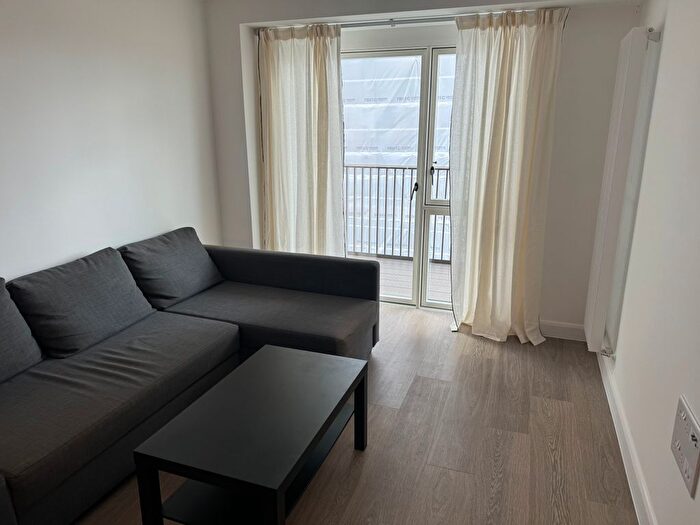 1 Bedroom Flat To Rent In Clarkson Road, London, E16