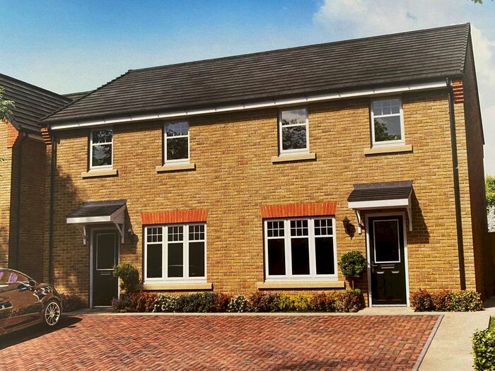 3 Bedroom Semi-Detached House To Rent In Agar Crescent, Howden, East Yorkshire, DN14