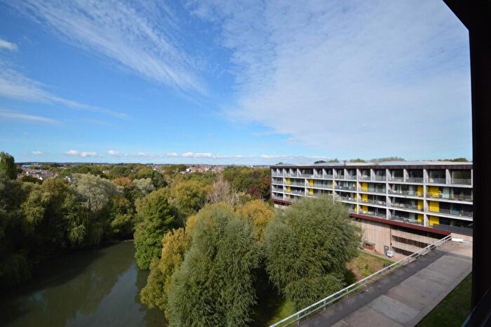Studio For Sale In Lake Shore Drive, Bristol, BS13