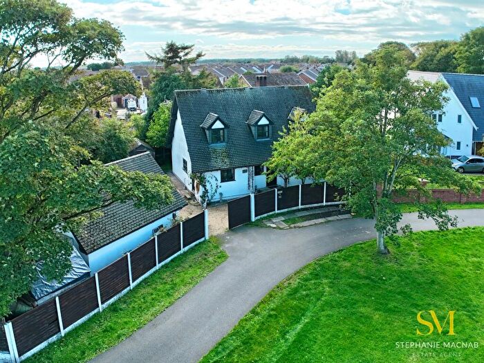 3 Bedroom Detached House For Sale In Bills Lane, Formby, Liverpool, L37