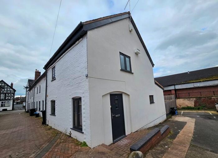 3 Bedroom End Of Terrace House To Rent In Cross Street, Market Drayton, TF9