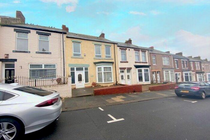 2 Bedroom Property To Rent In Roman Road, South Shields, NE33