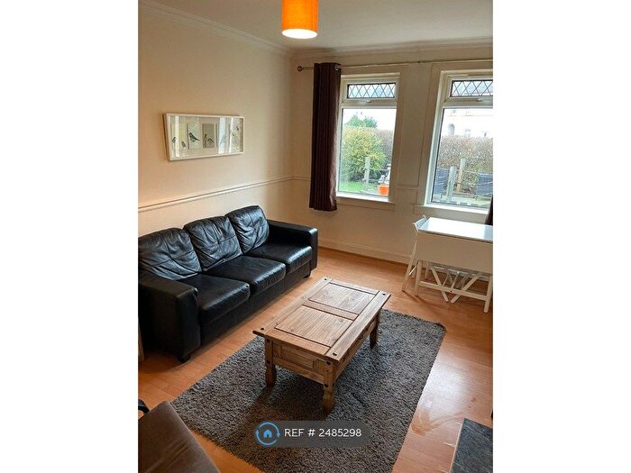 2 Bedroom Flat To Rent In Stenhouse Cottages, Edinburgh, EH11